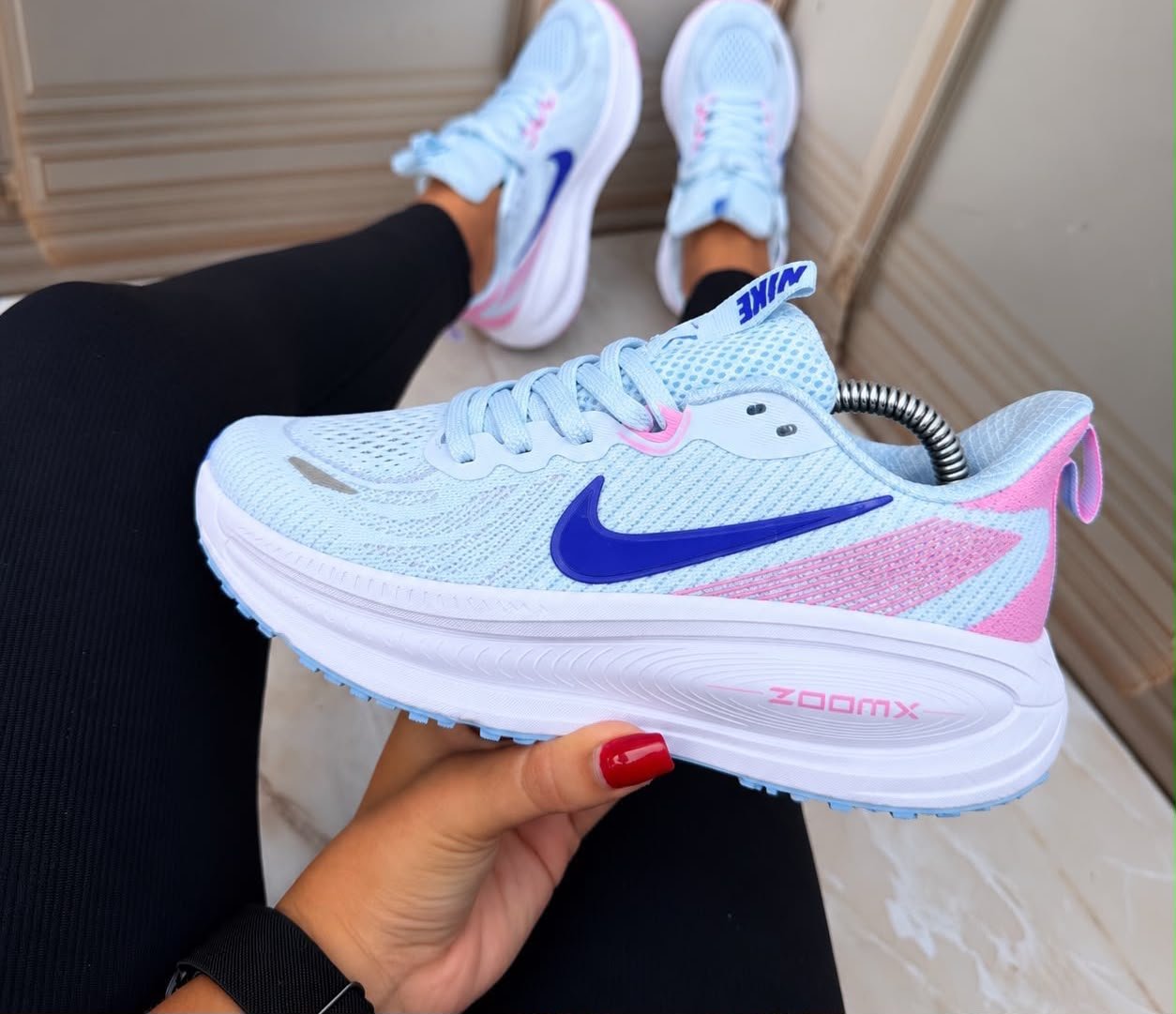 Nike Vomero 18