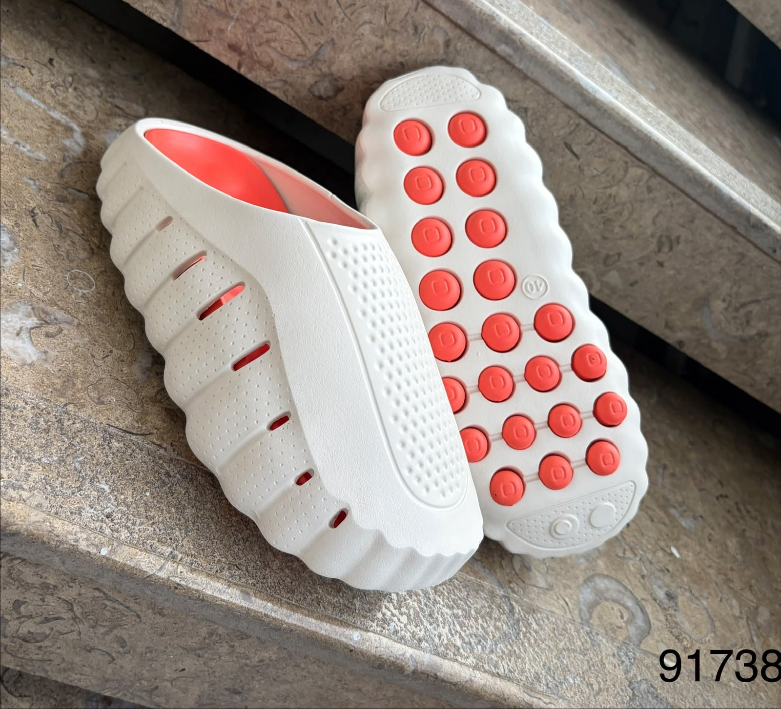 Nike Mind 001